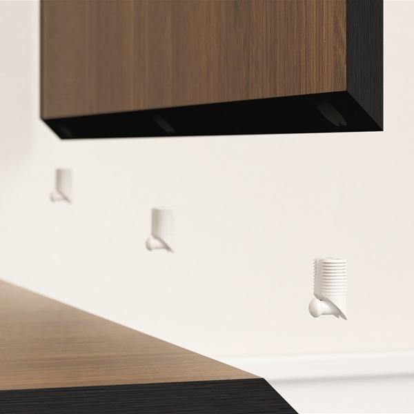Keyhole Fixture 